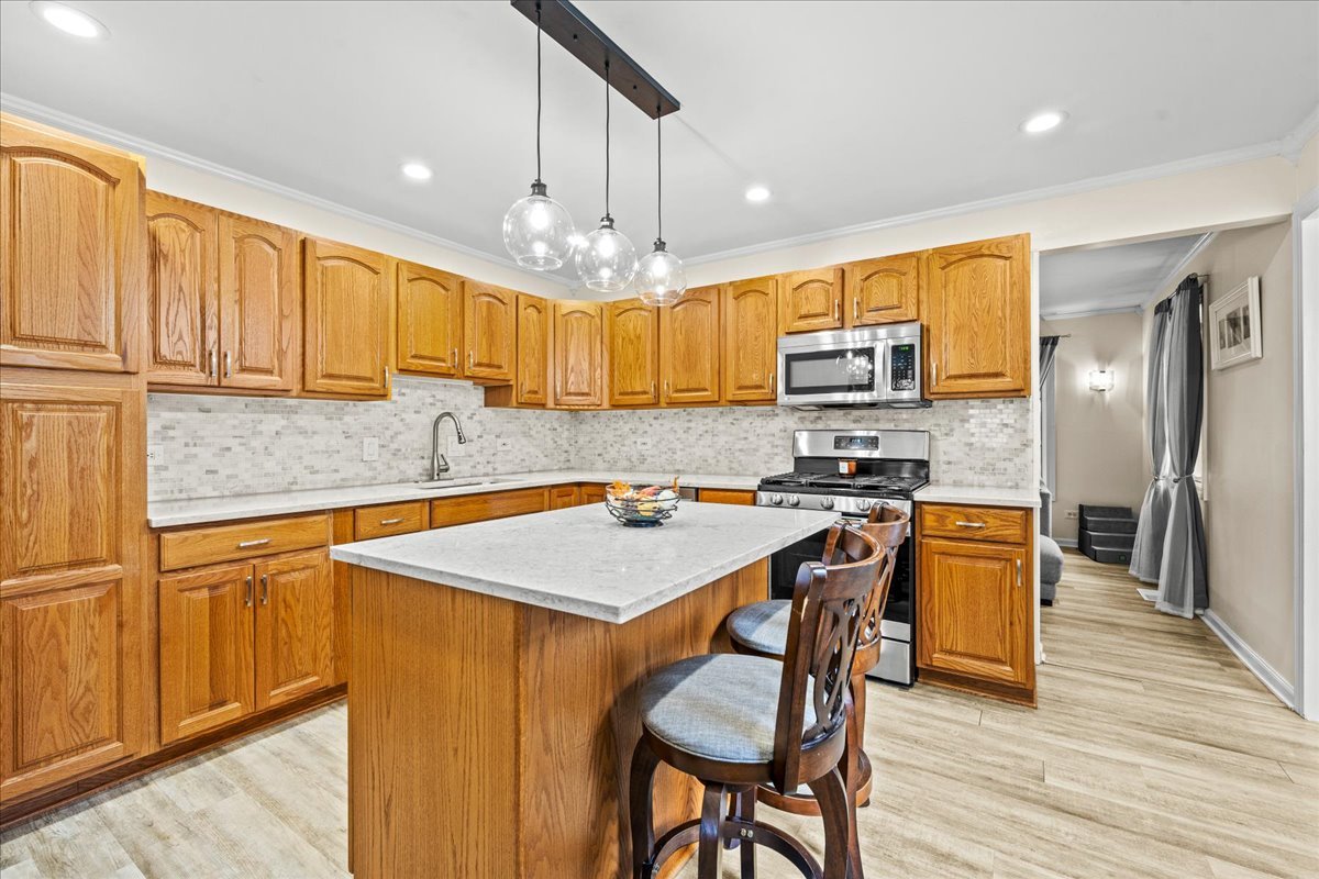 2311 Sigwalt Street Property Photo 5