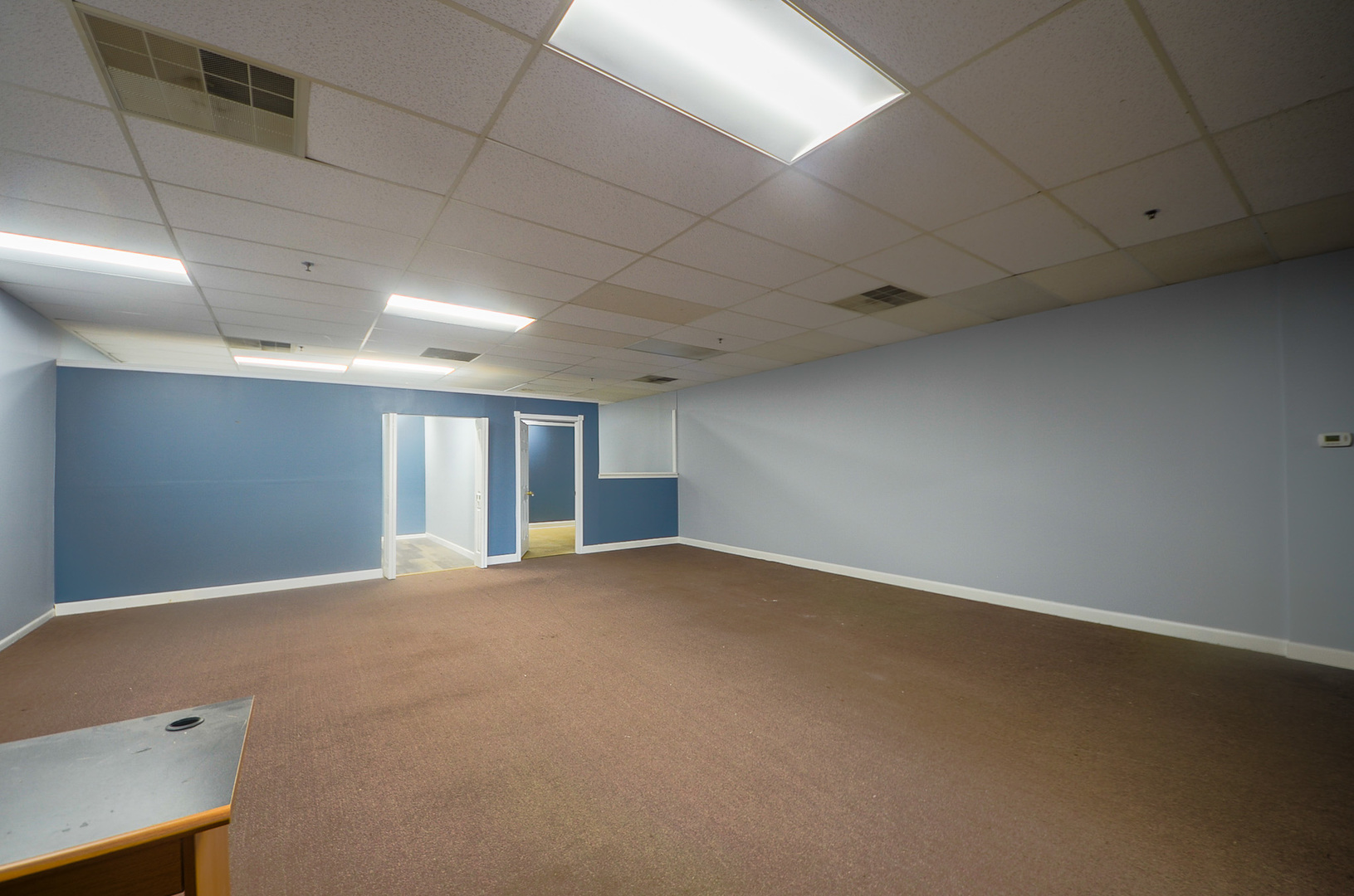 1296 E Dundee Road Property Photo 4