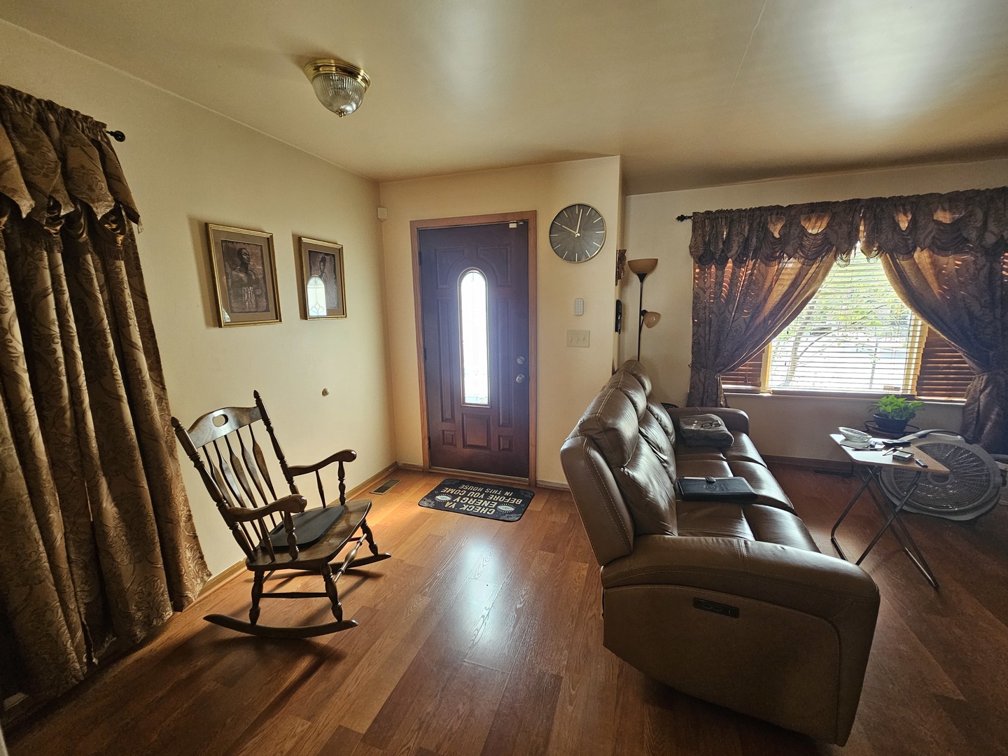 1258 S Homan Avenue Property Photo 2