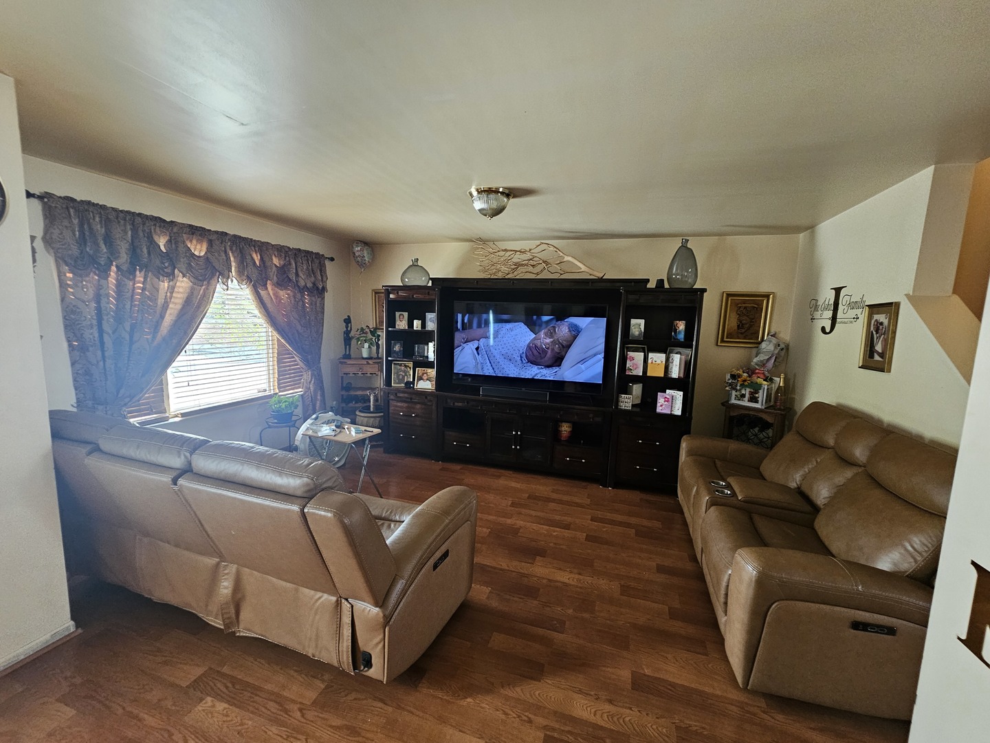 1258 S Homan Avenue Property Photo 4