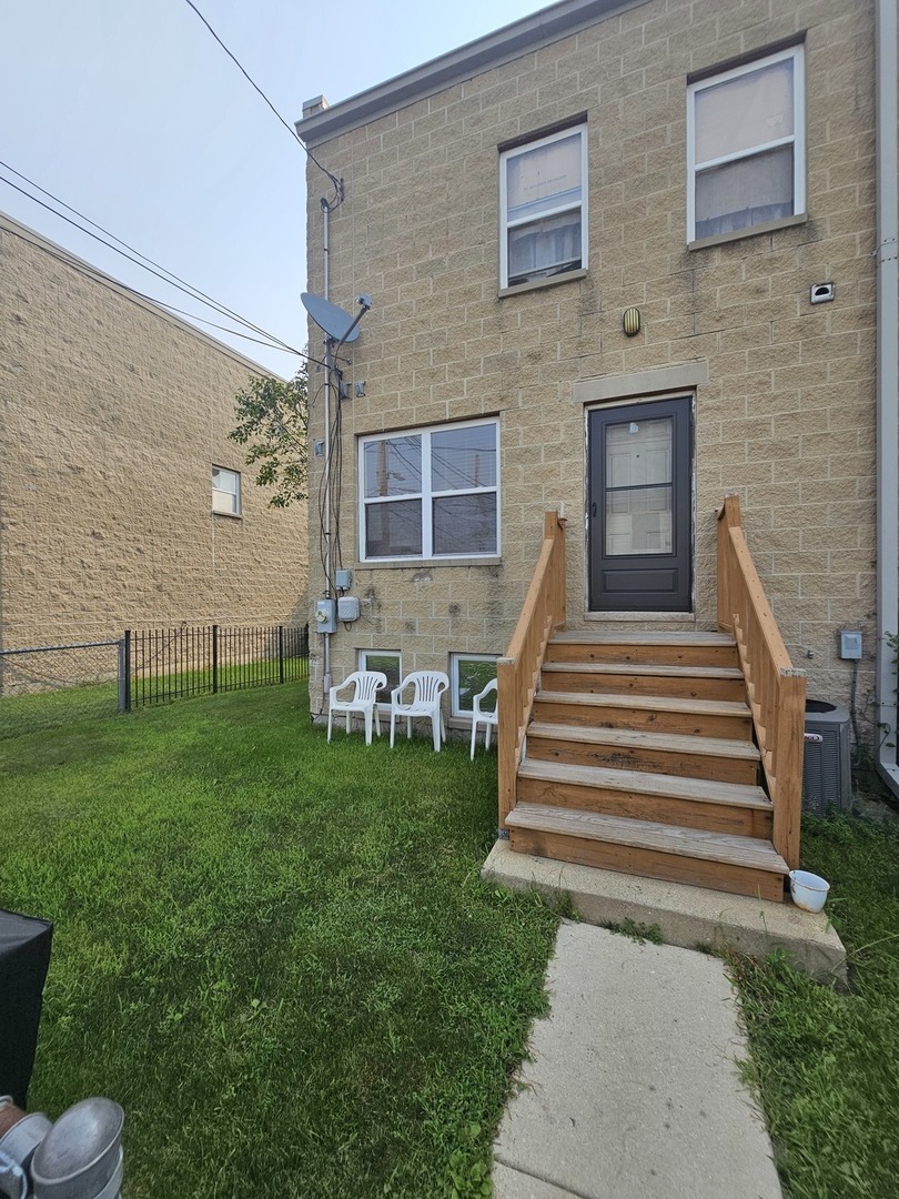 1258 S Homan Avenue Property Photo 17