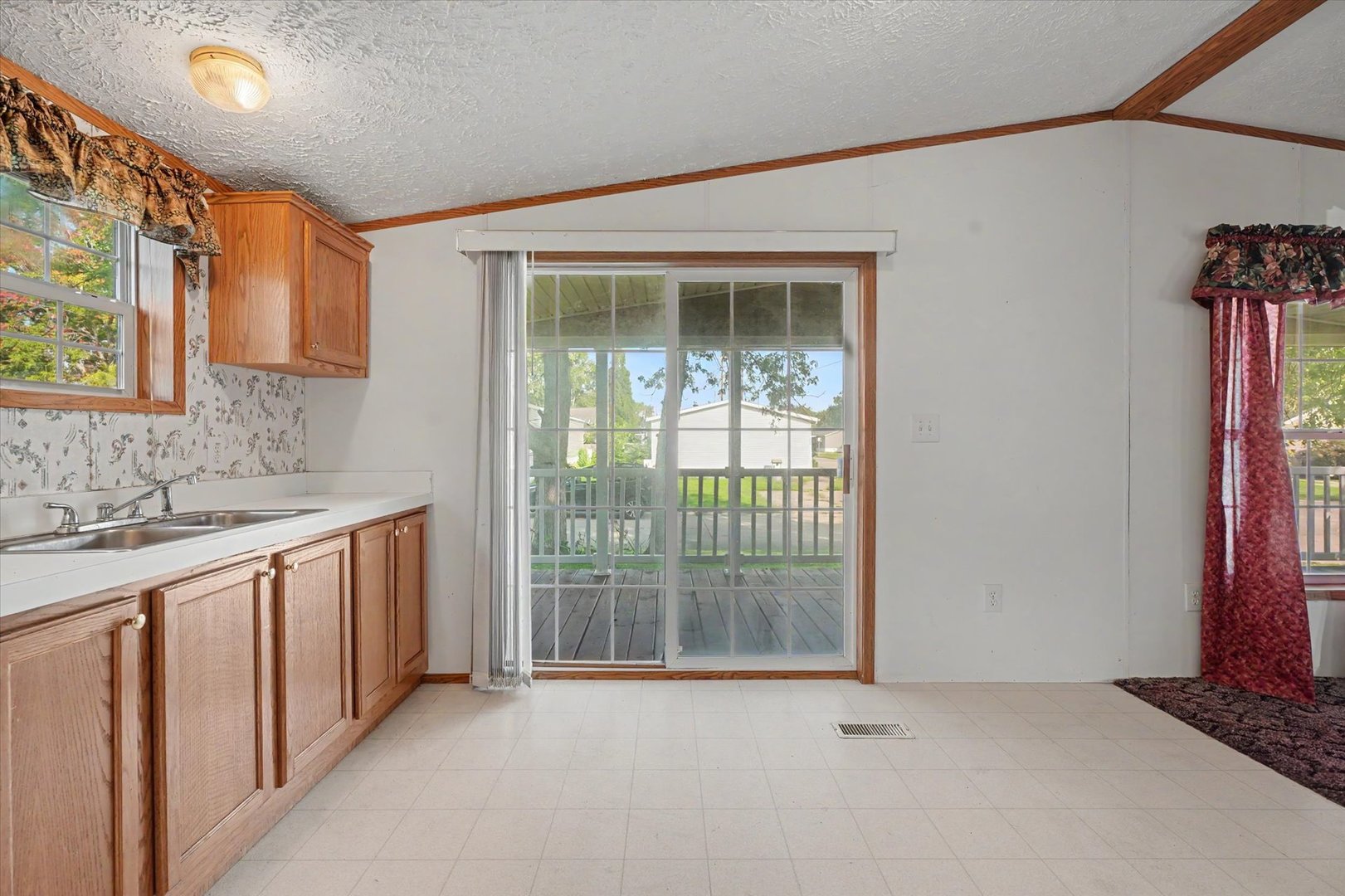 1226 Mason Circle Property Photo 24