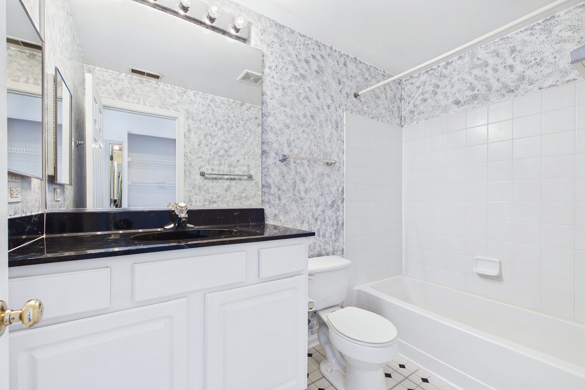 39853 N Long Drive 40-6 Property Photo 9