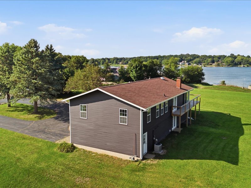 1722 Baintree Road Property Photo 2
