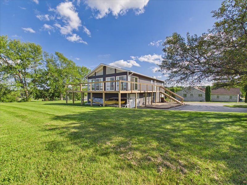 1722 Baintree Road Property Photo 13