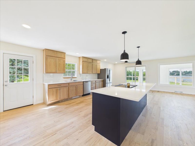 1722 Baintree Road Property Photo 18