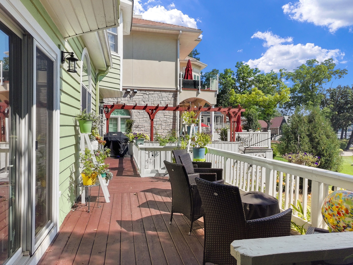 5102 W Lake Shore Drive Property Photo 8