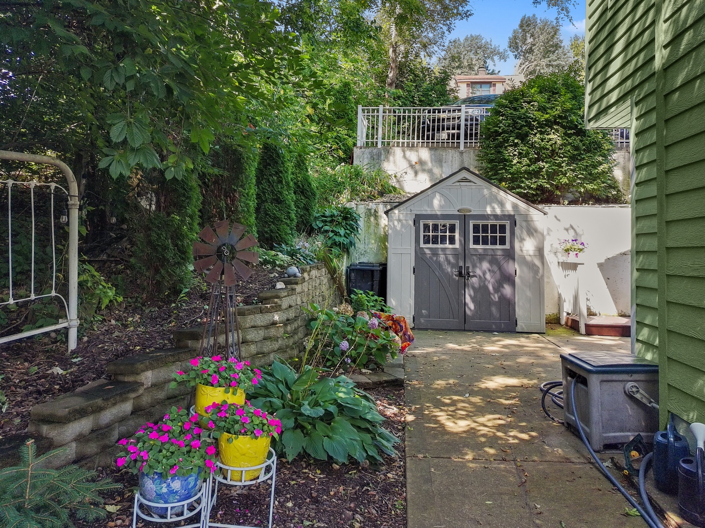 5102 W Lake Shore Drive Property Photo 9