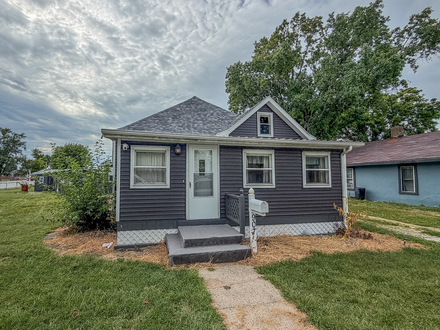 907 Central Avenue Property Photo 1