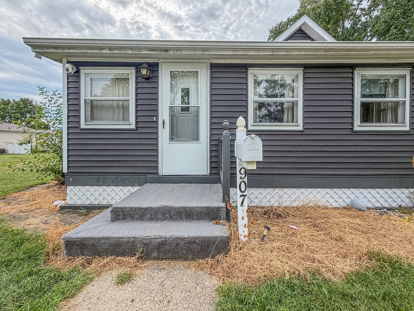 907 Central Avenue Property Photo 3
