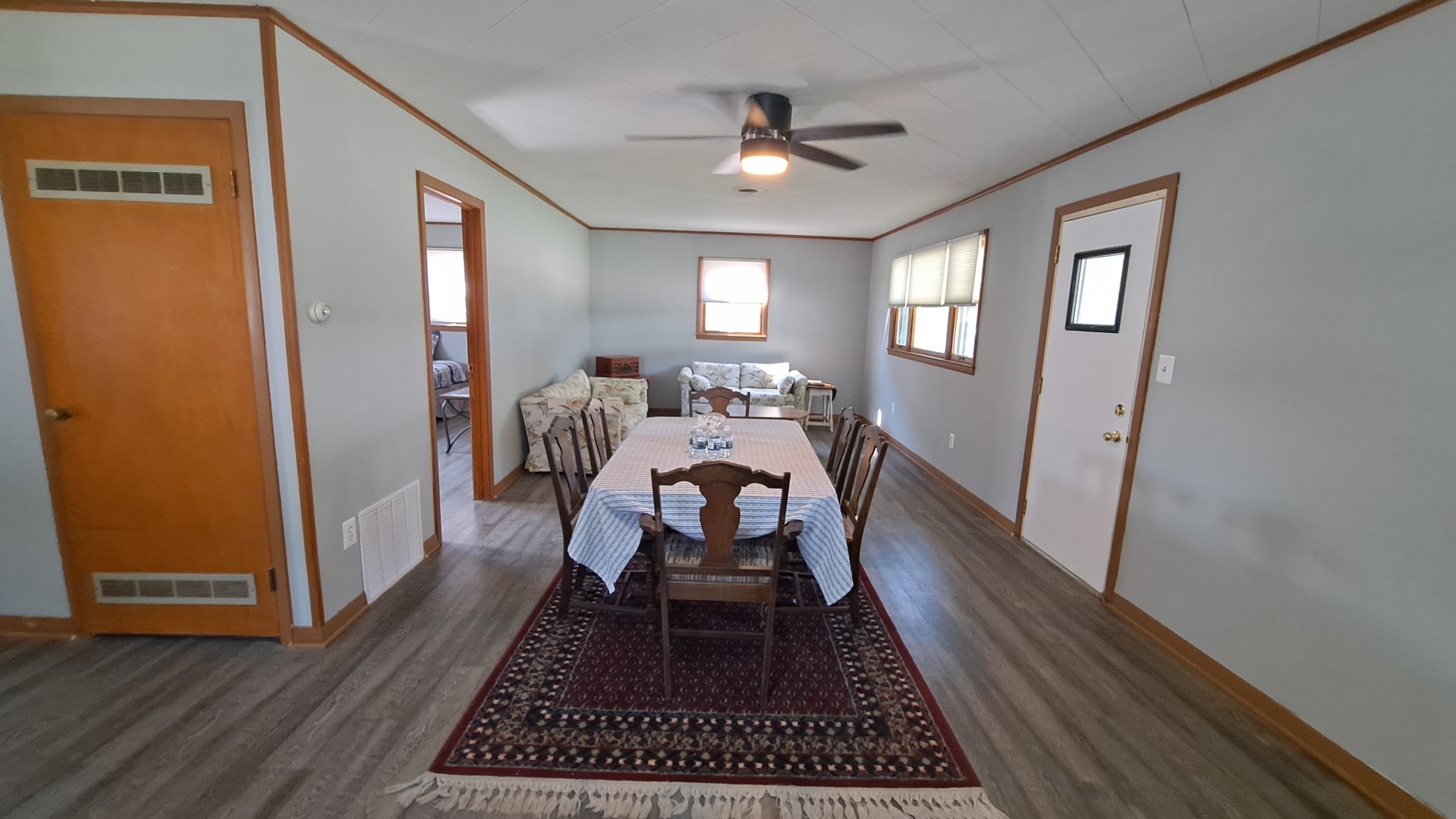 211 Fruit Street Property Photo 5