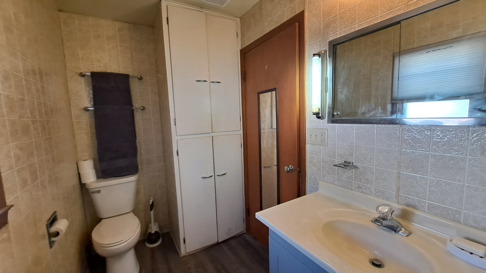 211 Fruit Street Property Photo 10