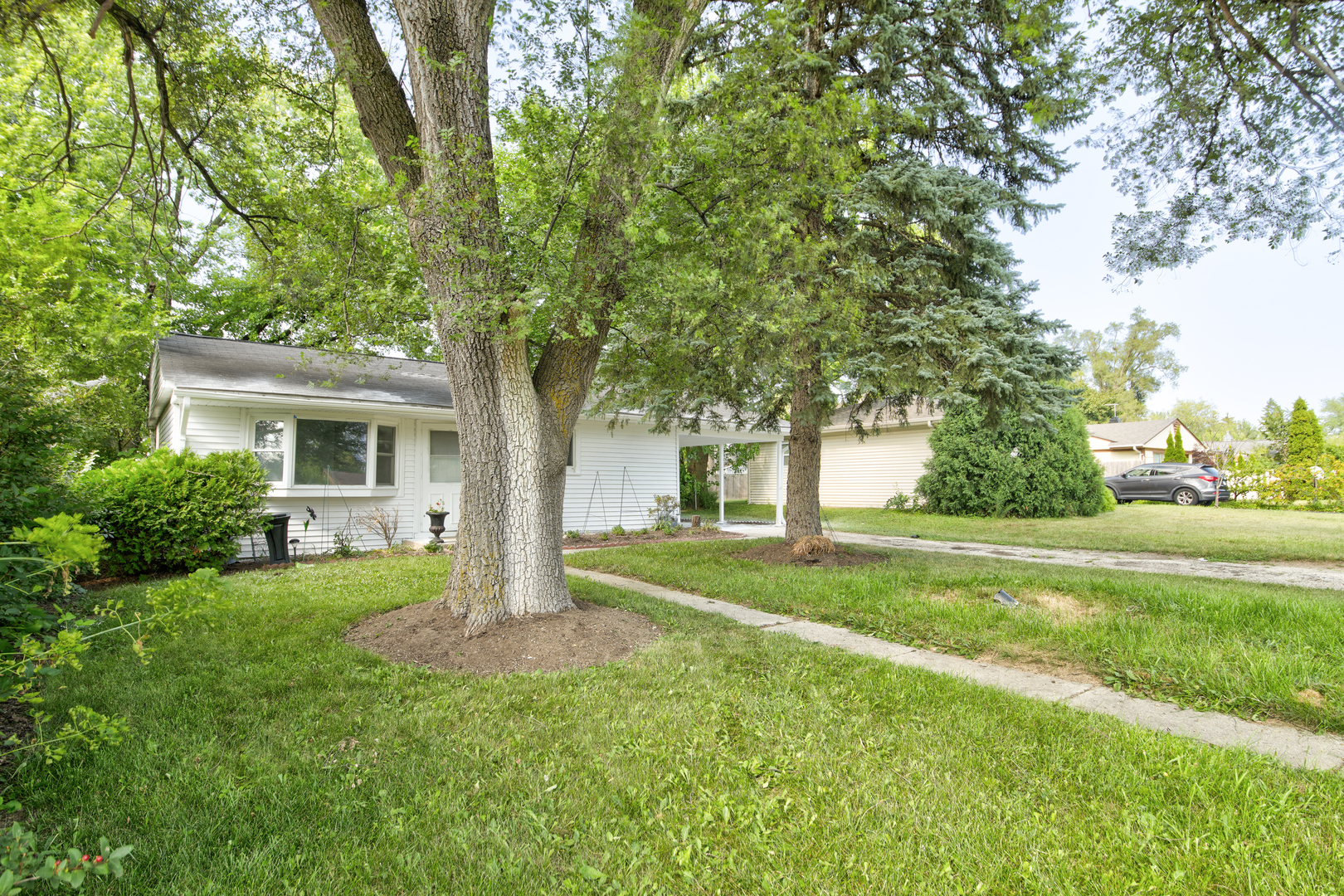112 Green Lane Property Photo 1