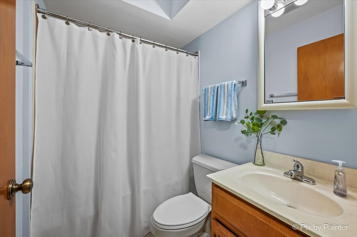 325 Lake Street 1b Property Photo 21