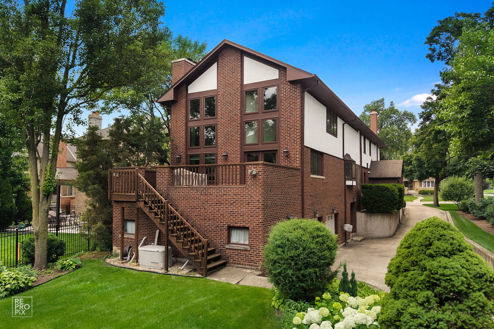 433 S Hill Avenue Property Photo 12