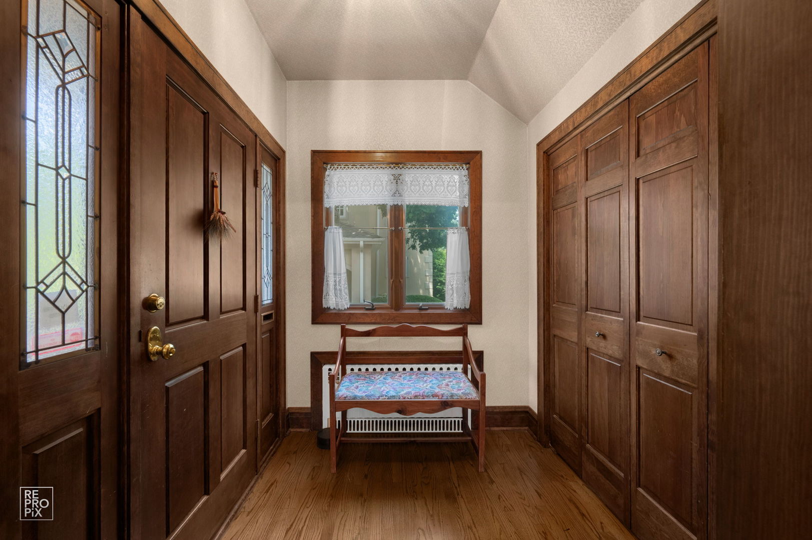 433 S Hill Avenue Property Photo 13