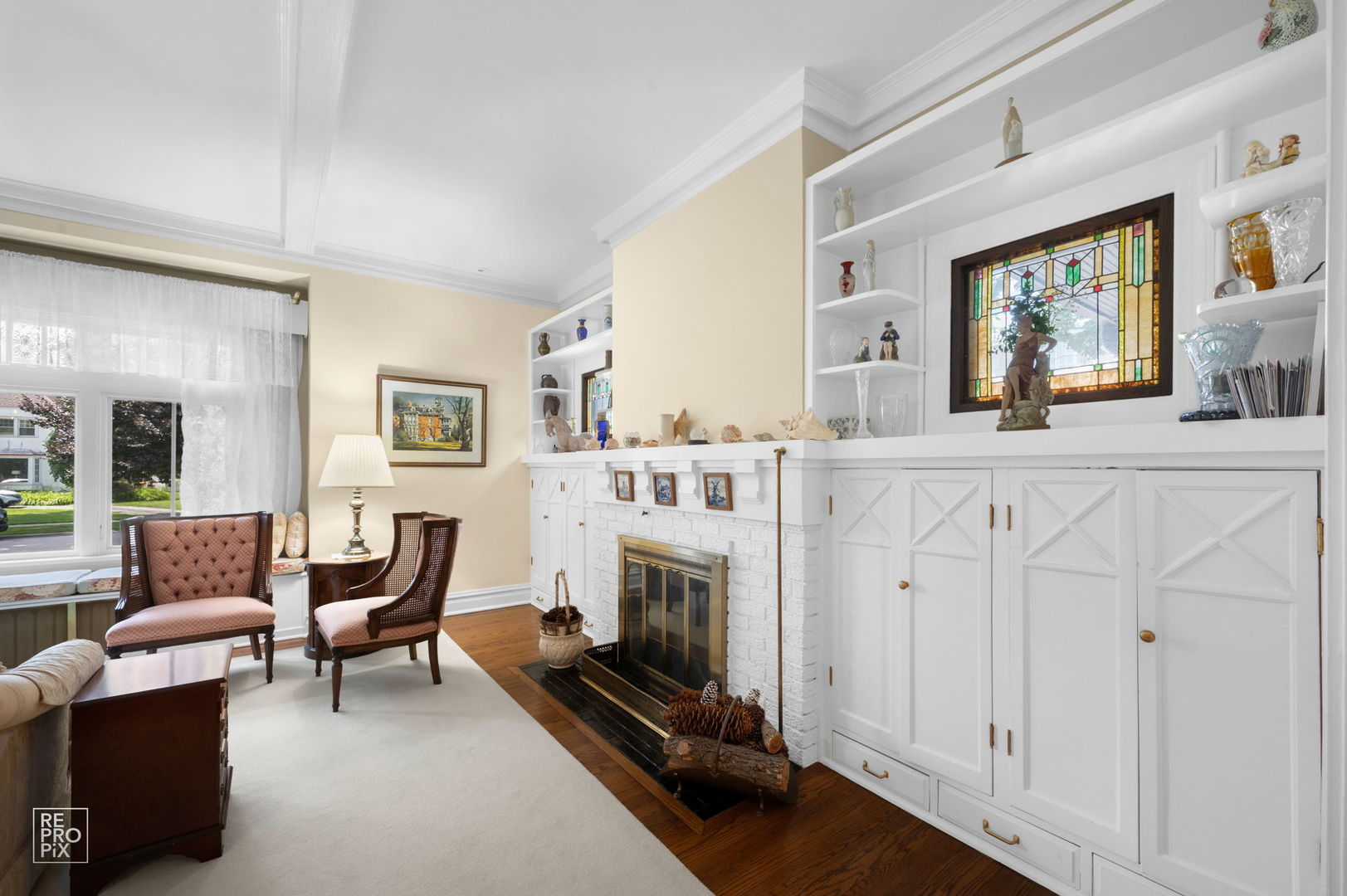 433 S Hill Avenue Property Photo 16