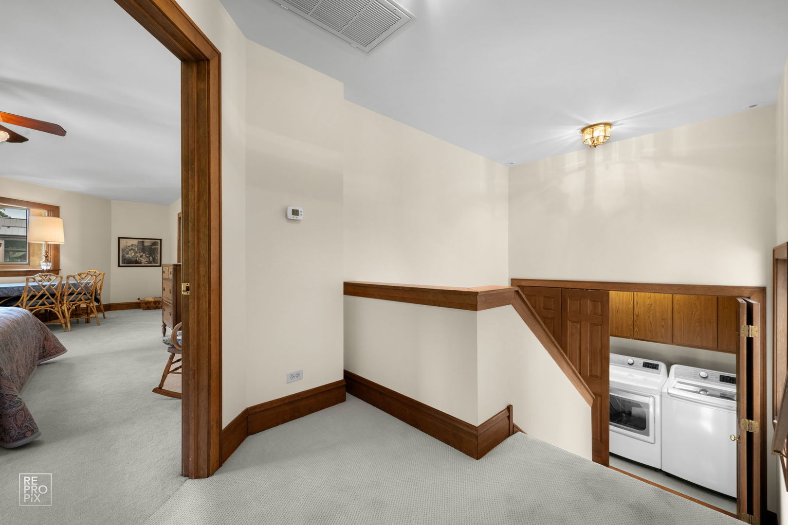 433 S Hill Avenue Property Photo 31