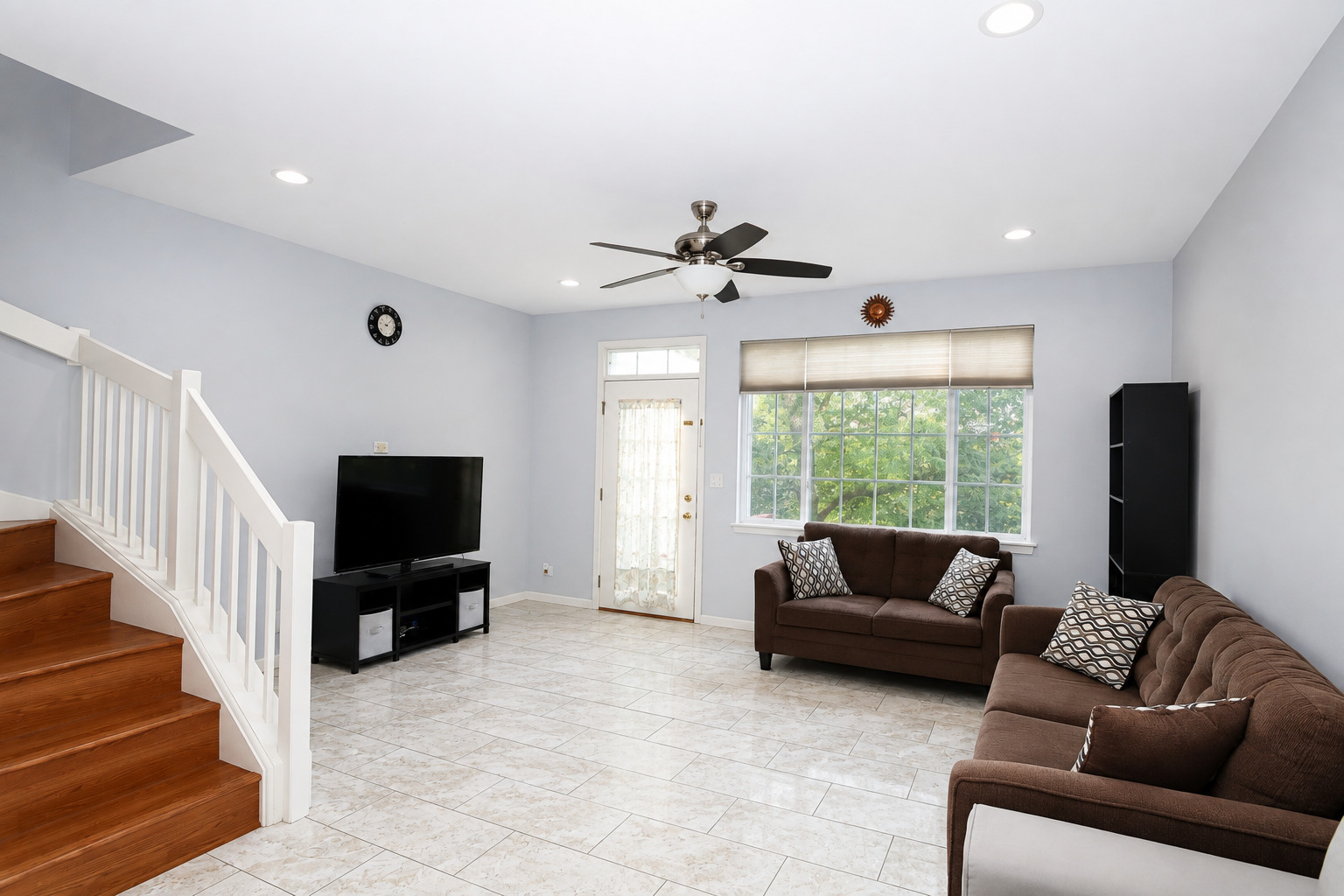 5559 Elizabeth Place Property Photo 7