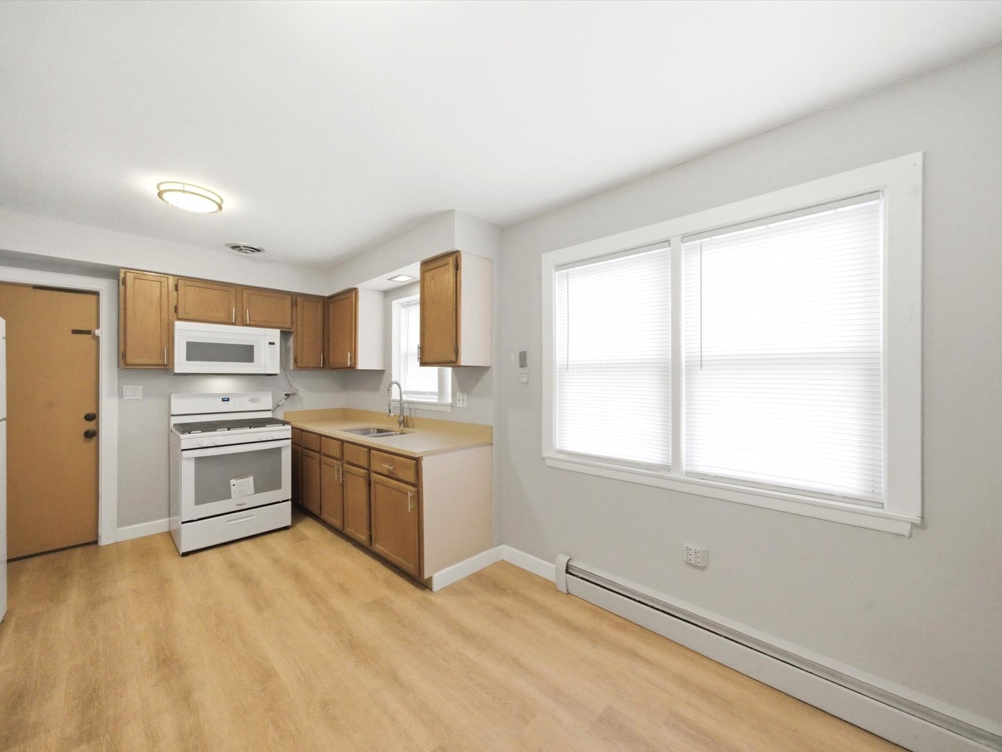 8038 Grand Avenue Property Photo 9