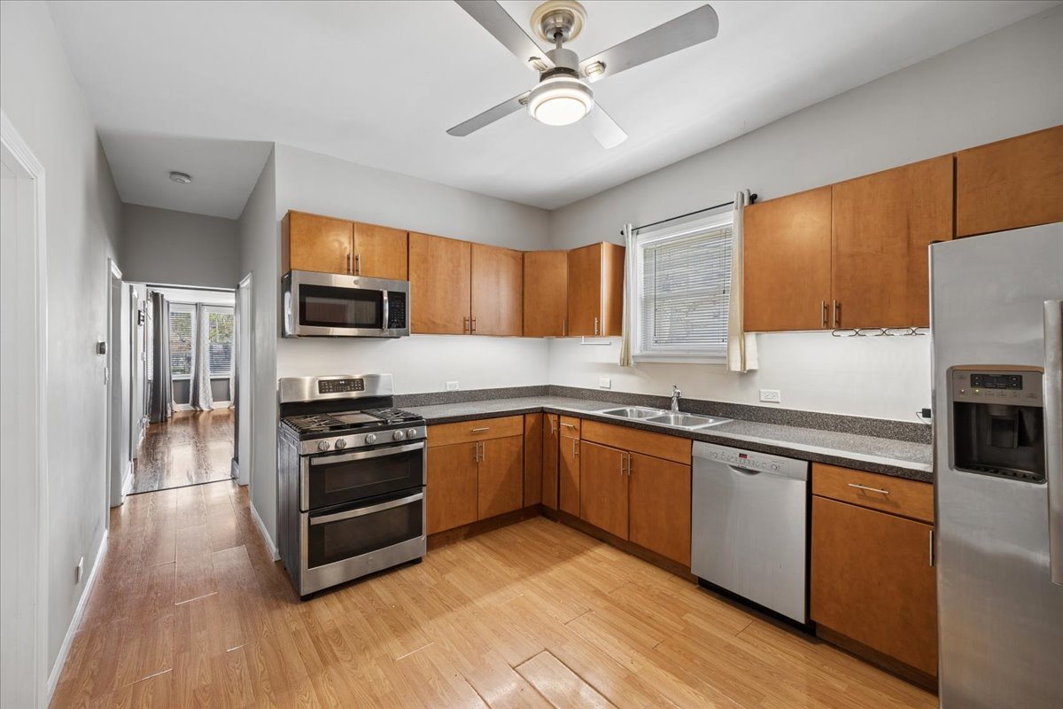 4817 W Dakin Street Property Photo 7