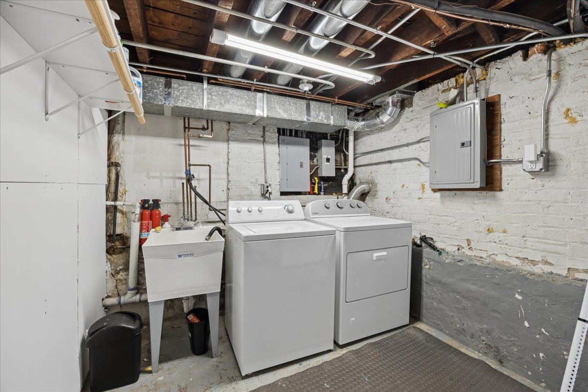 4817 W Dakin Street Property Photo 16