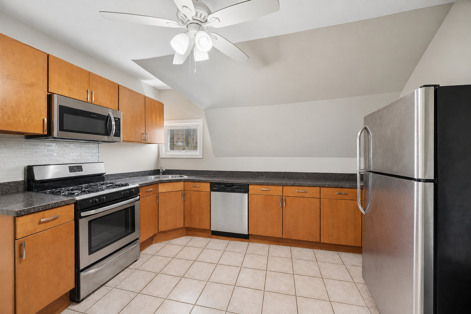 4817 W Dakin Street Property Photo 17