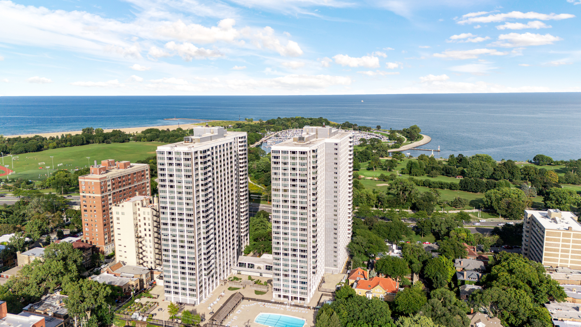 4250 N Marine Drive 2629 Property Photo 2