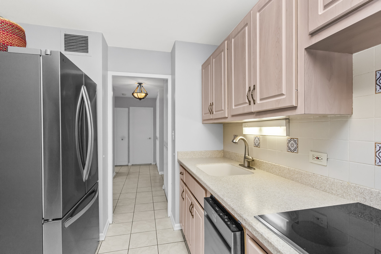 4250 N Marine Drive 2629 Property Photo 15