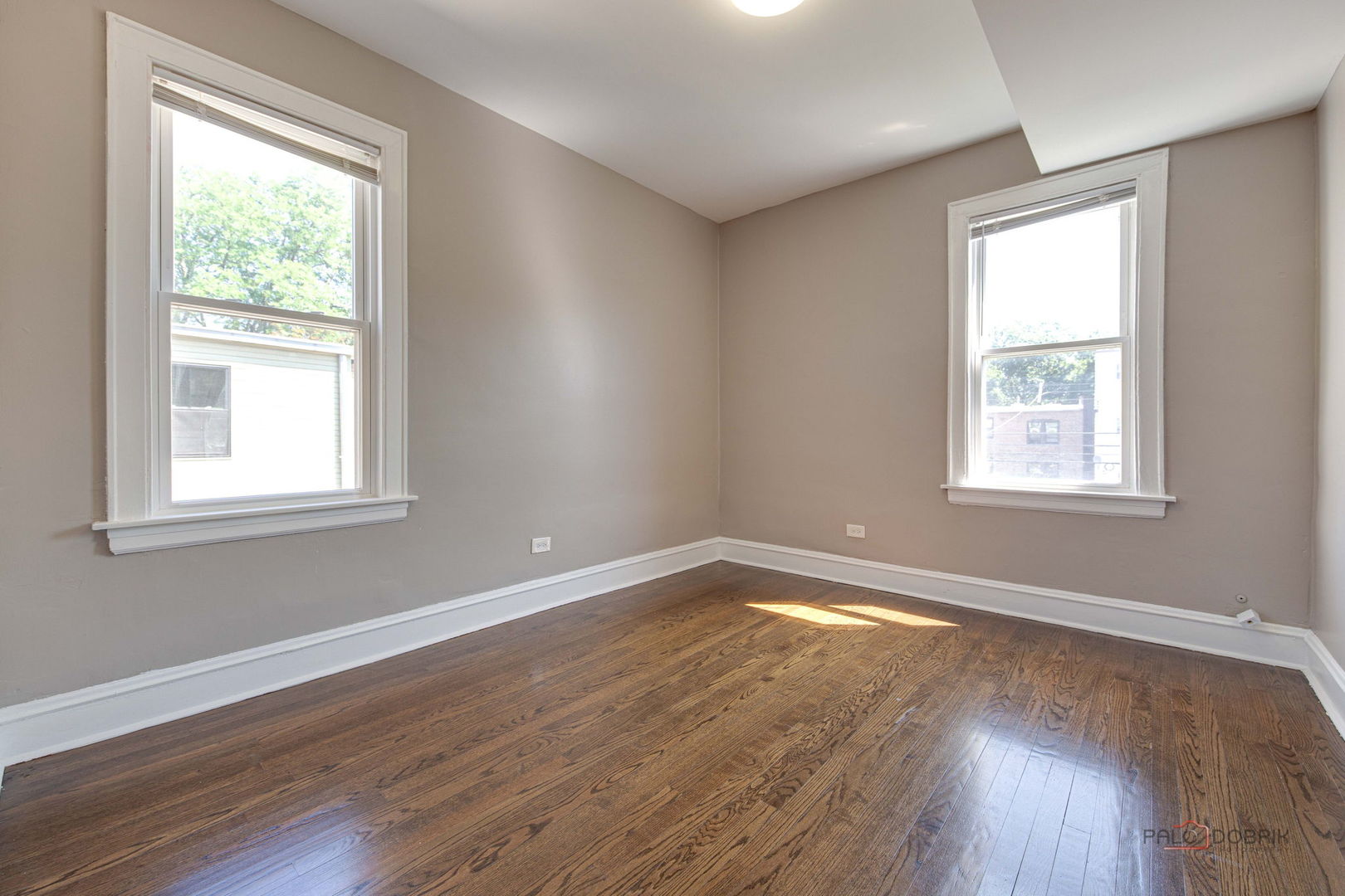 5653 N Talman Avenue Property Photo 25