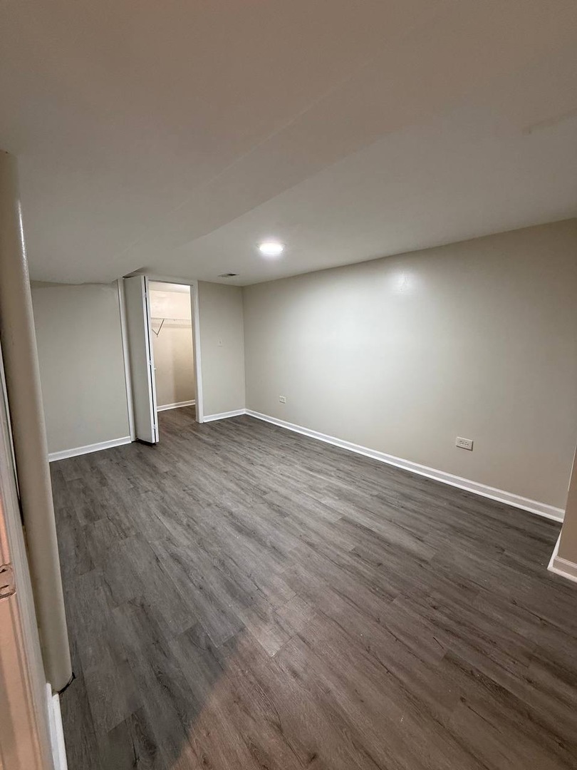 5653 N Talman Avenue Property Photo 37