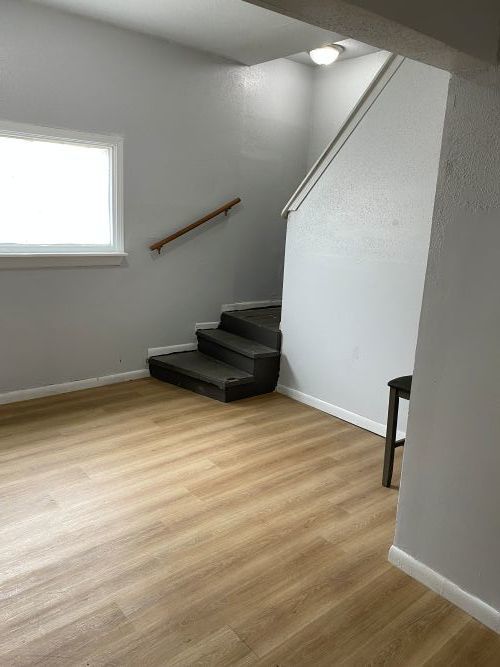 11809 S Lafayette Avenue Property Photo 4