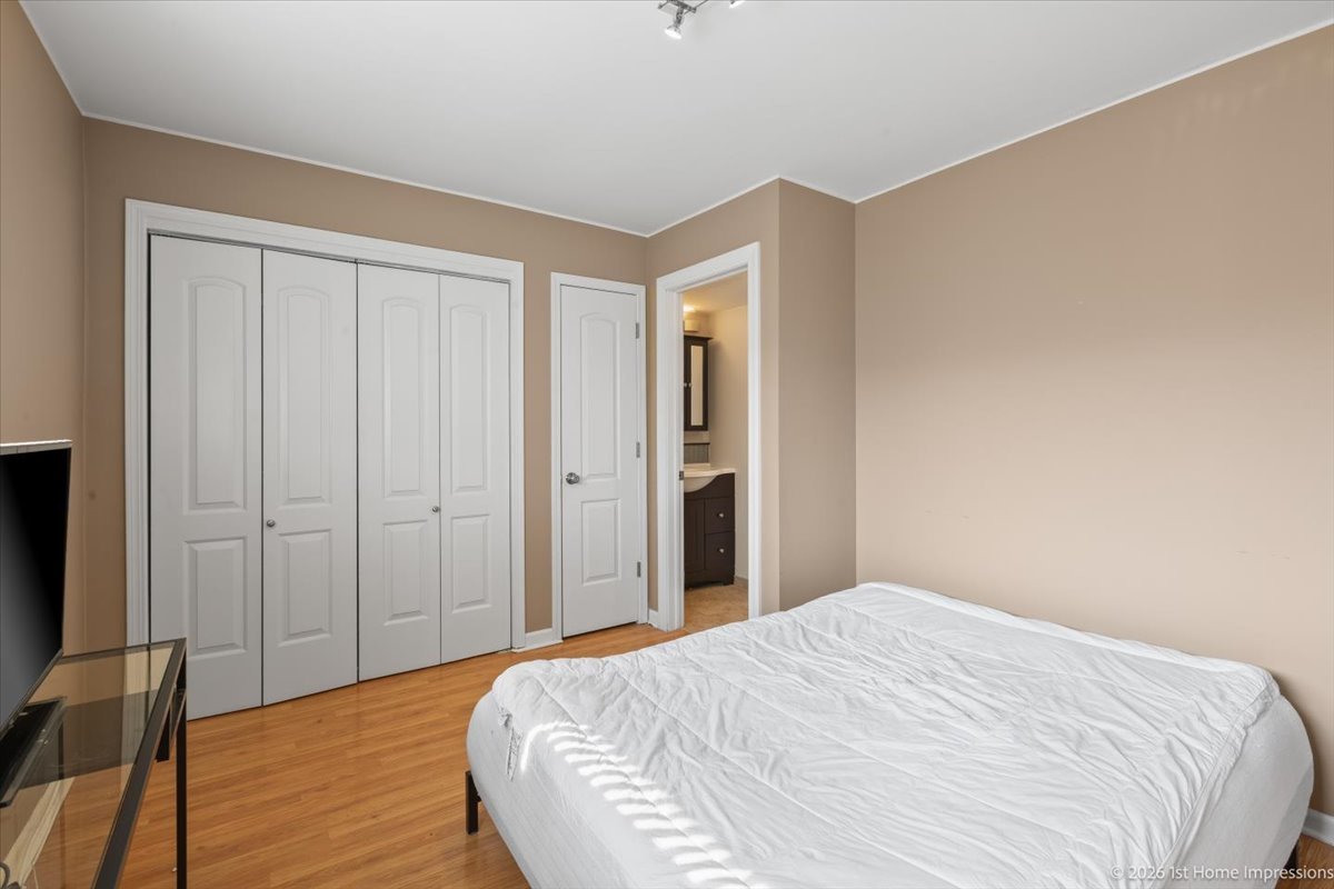 8510 W Catherine Avenue 3s Property Photo 4