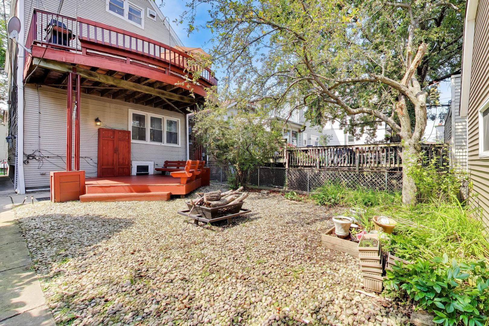 3307 N Oakley Avenue Property Photo 27