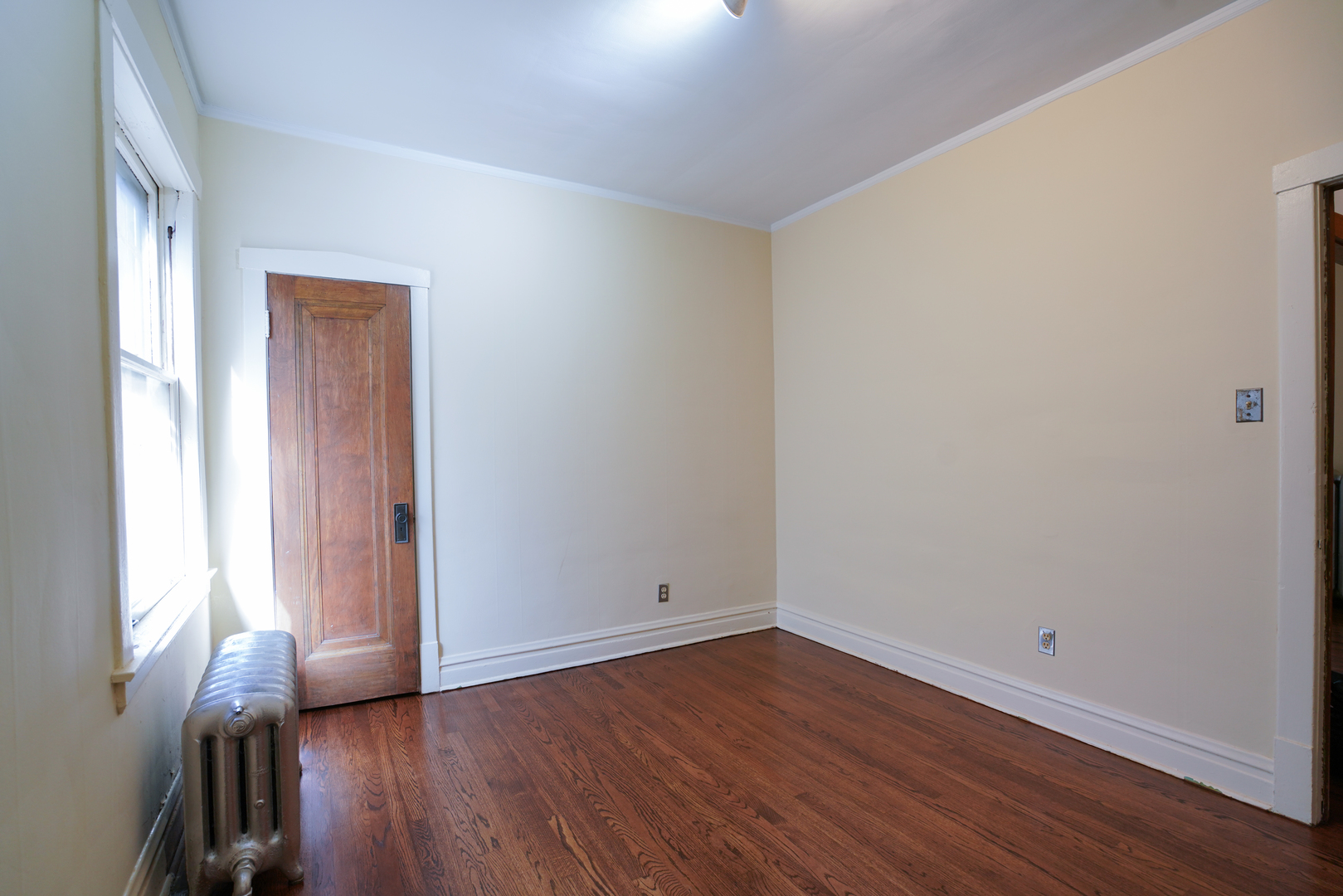 3328 N Springfield Avenue Property Photo 5