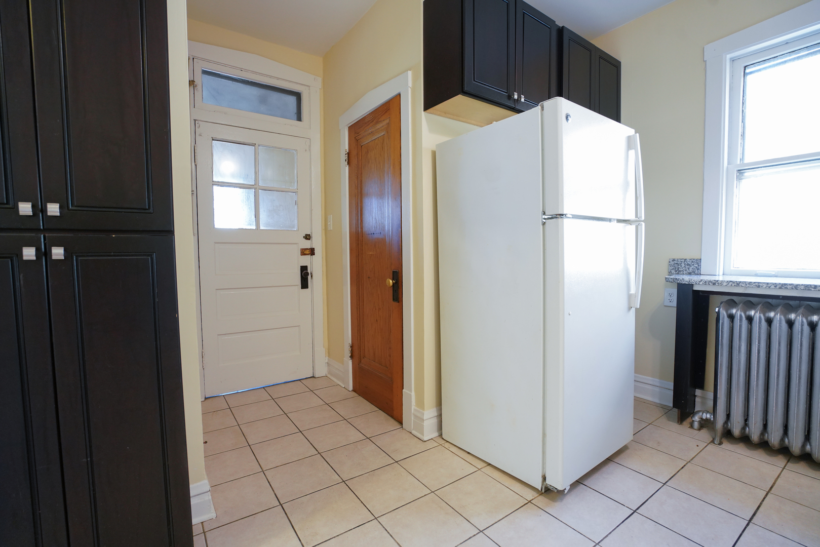 3328 N Springfield Avenue Property Photo 10