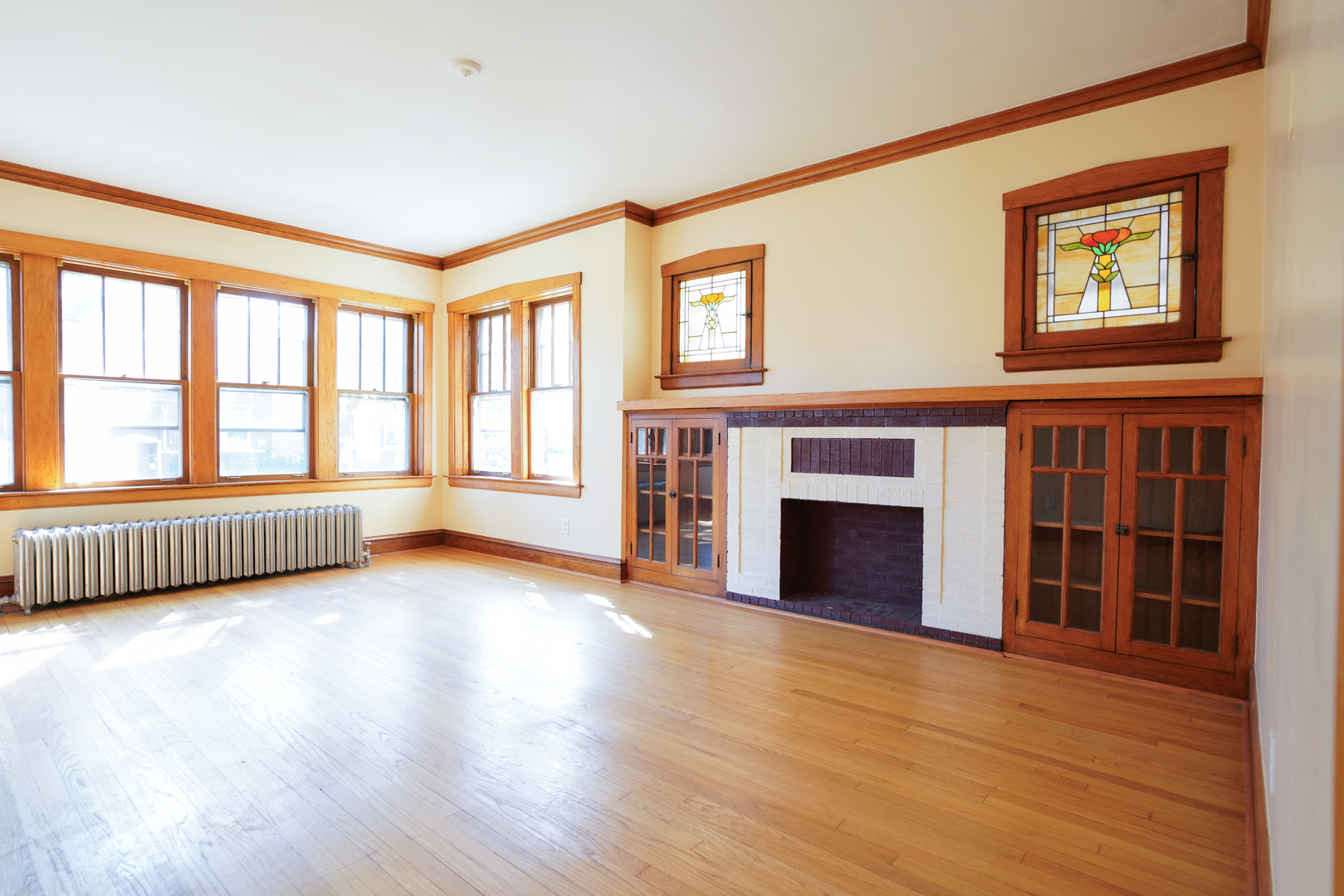 3328 N Springfield Avenue Property Photo 12