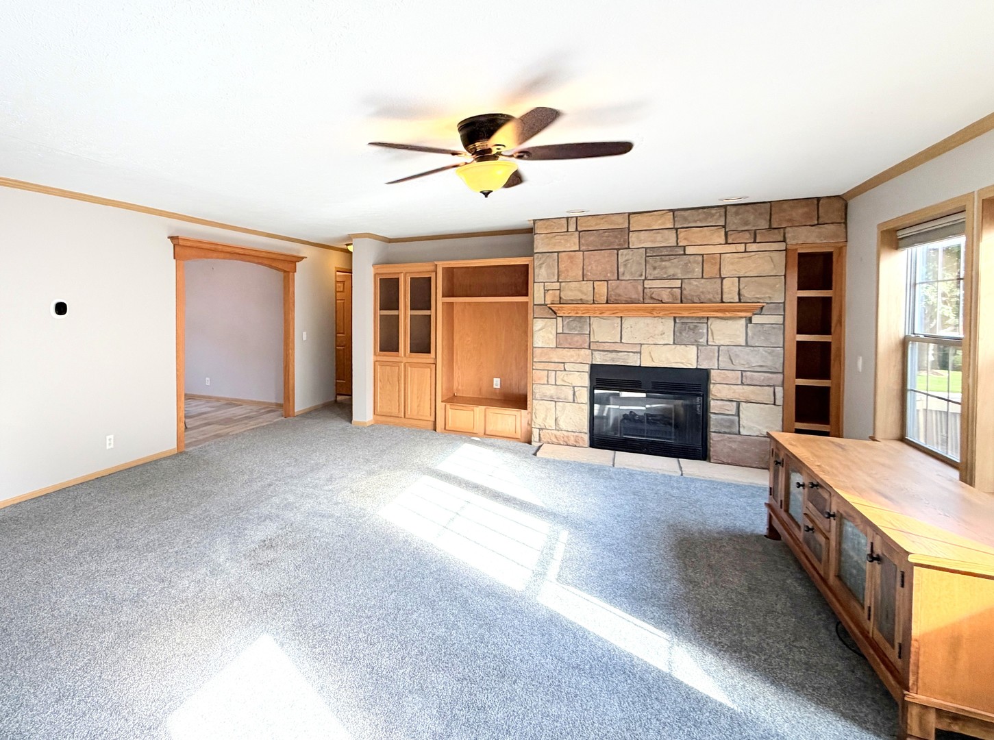 1013 Redbud Road Property Photo 10