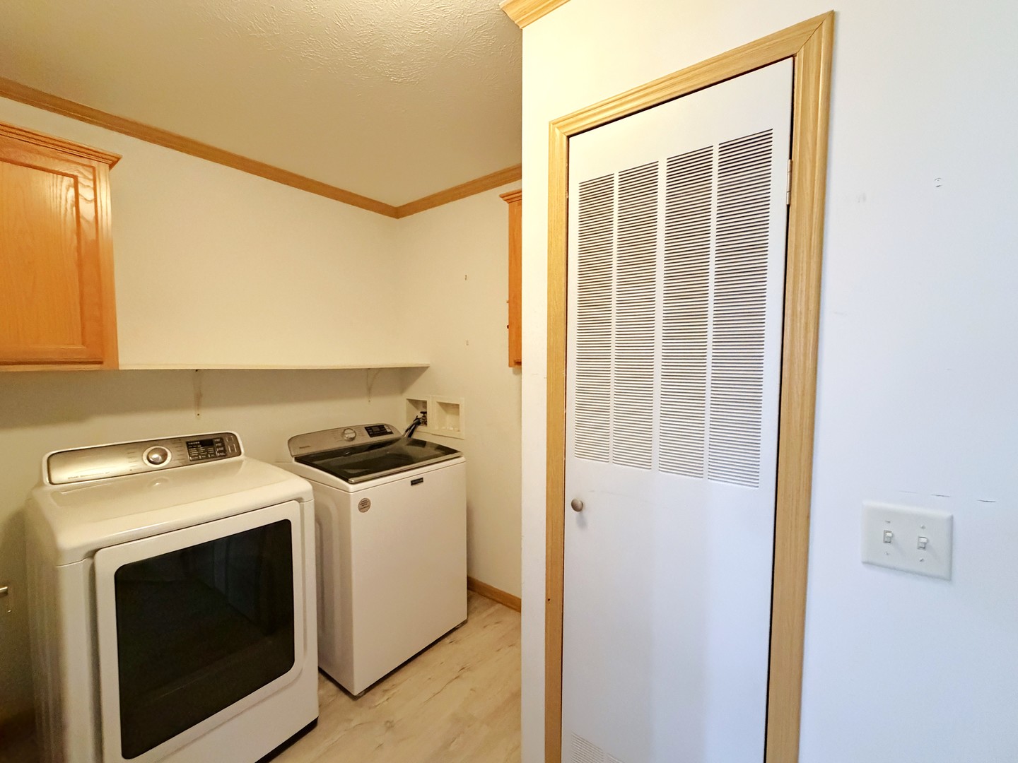 1013 Redbud Road Property Photo 18