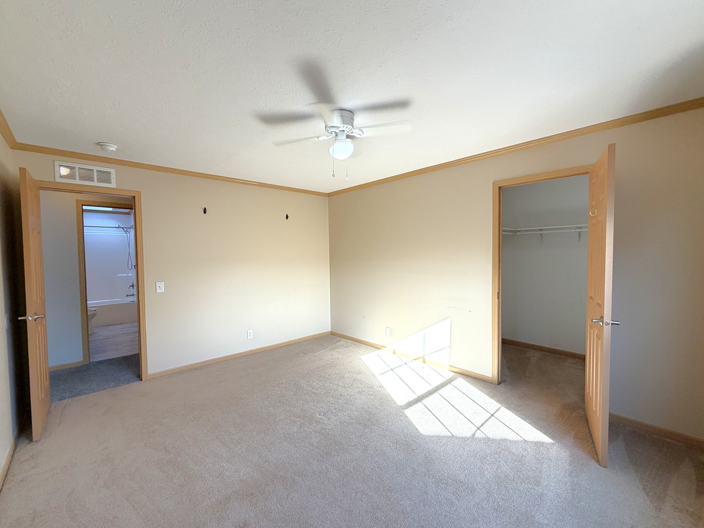 1013 Redbud Road Property Photo 29