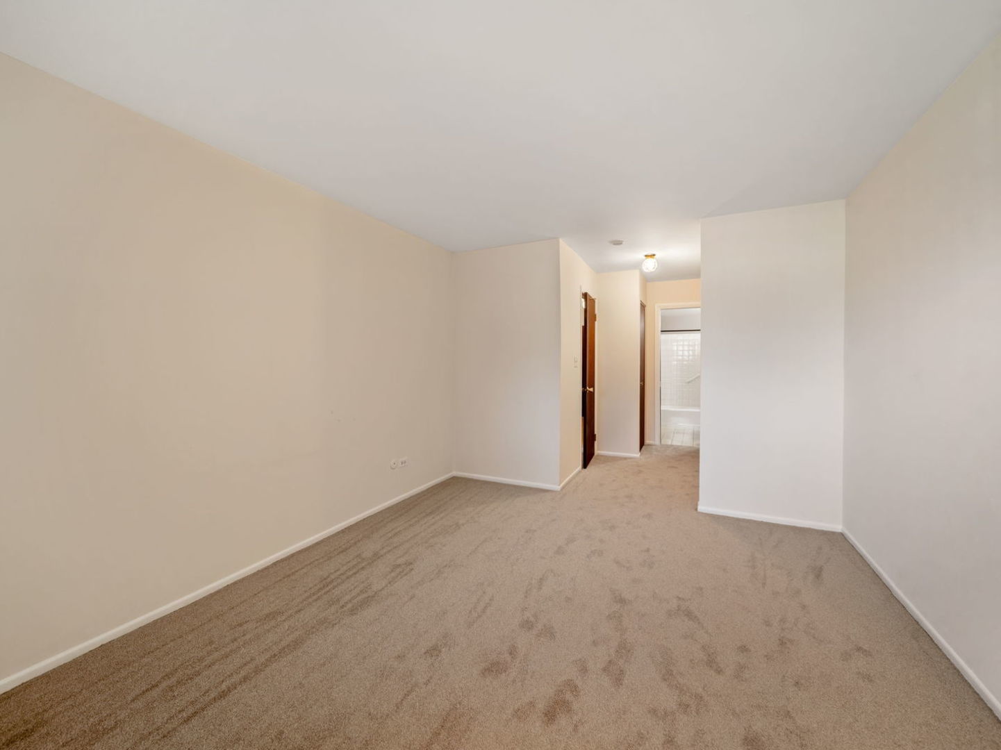 212 Collen Drive 121 Property Photo 15