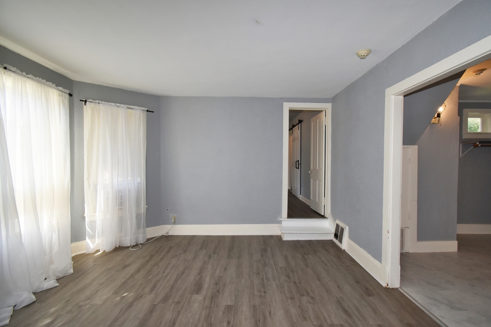 105 N Jefferson Street 2 Property Photo 9
