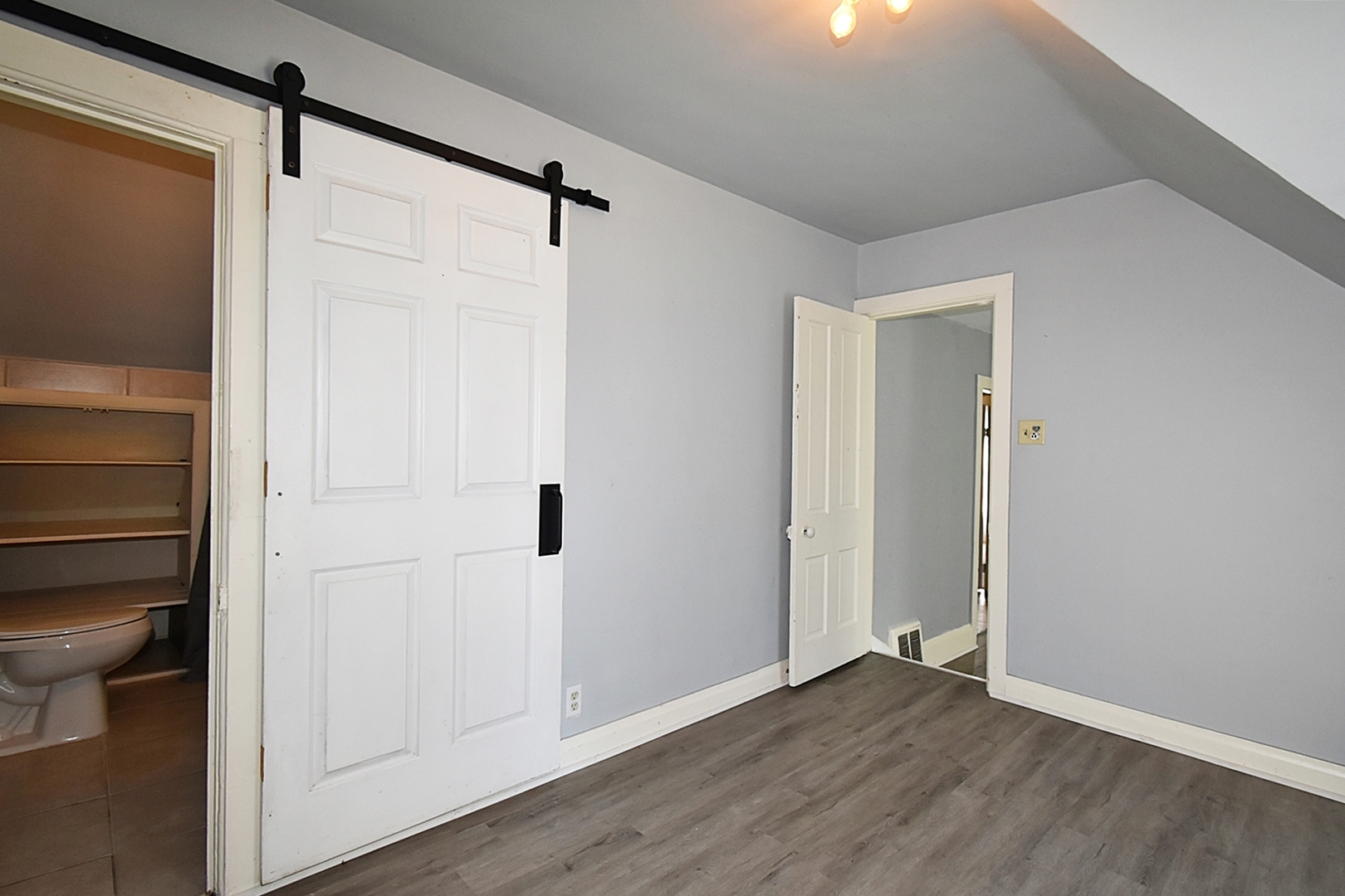 105 N Jefferson Street 2 Property Photo 14