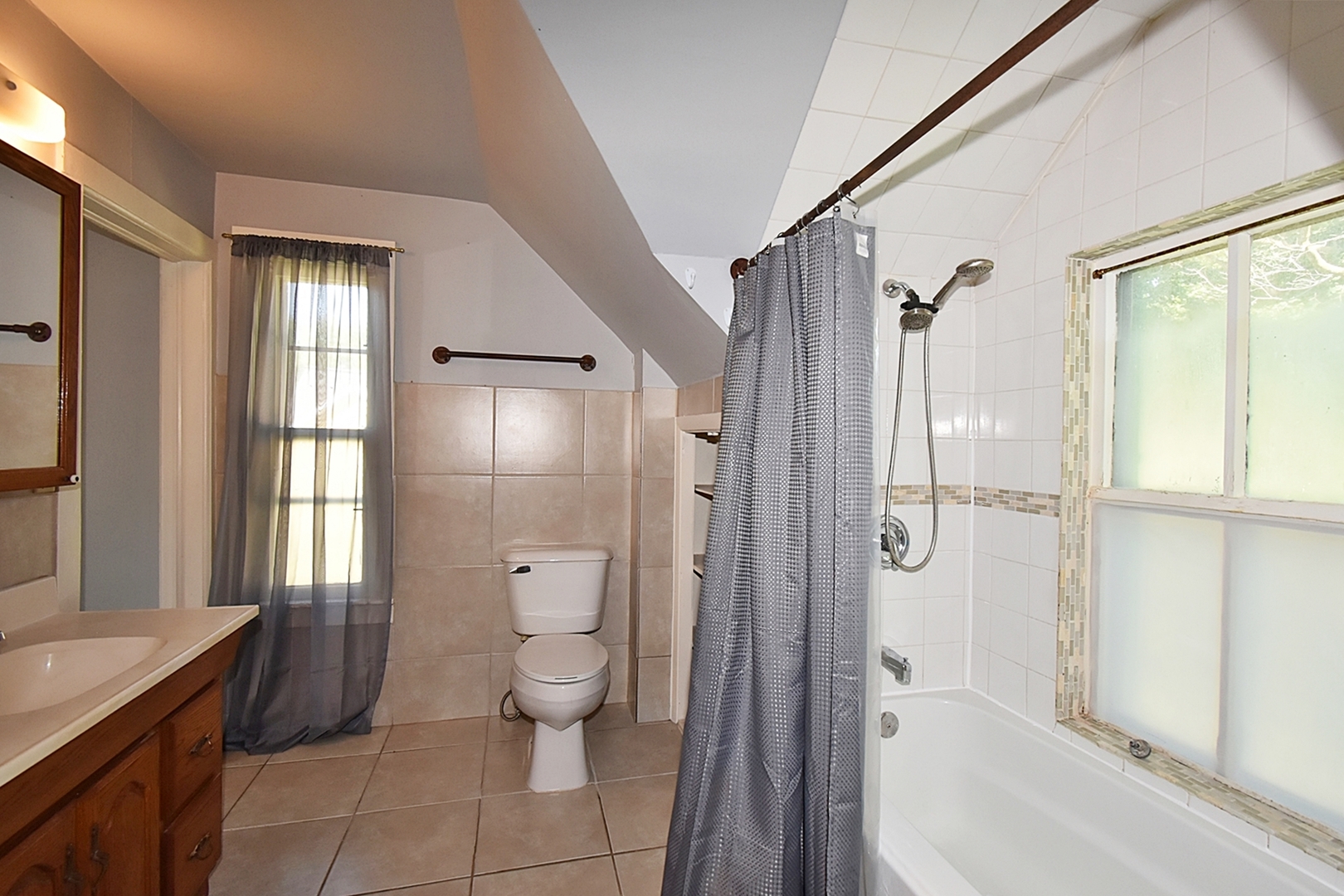 105 N Jefferson Street 2 Property Photo 15