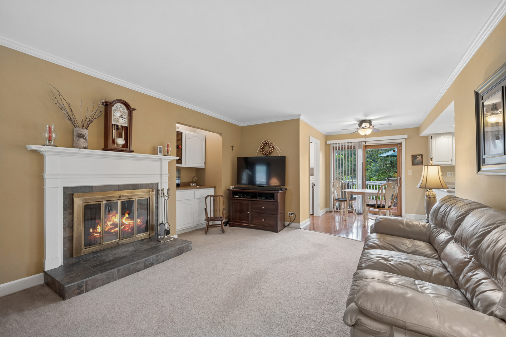 11n583 Howard Avenue Property Photo 11