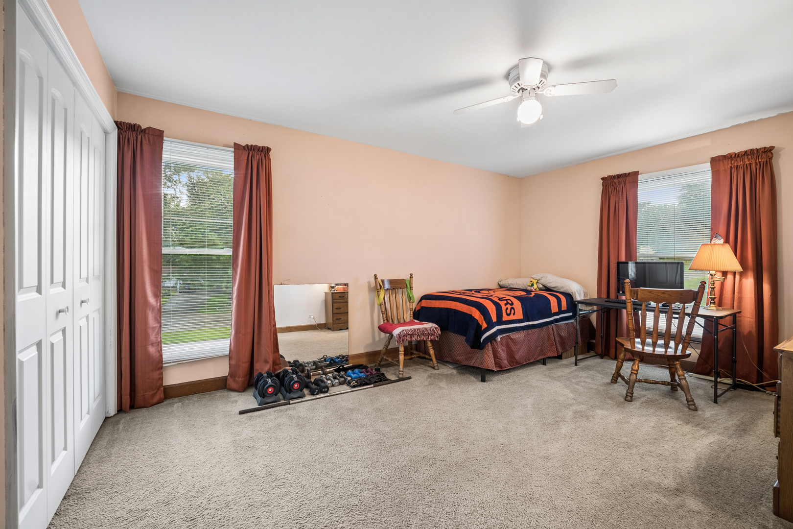 11n583 Howard Avenue Property Photo 19