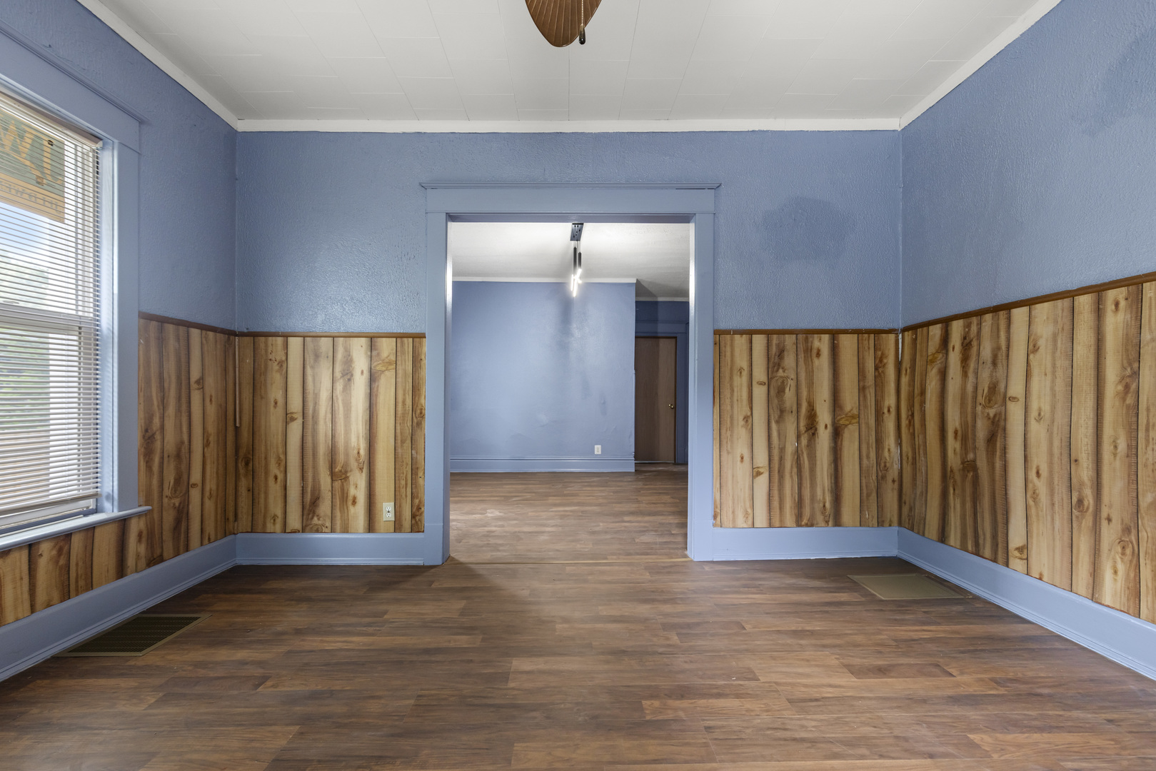1202 Benton Street Property Photo 4