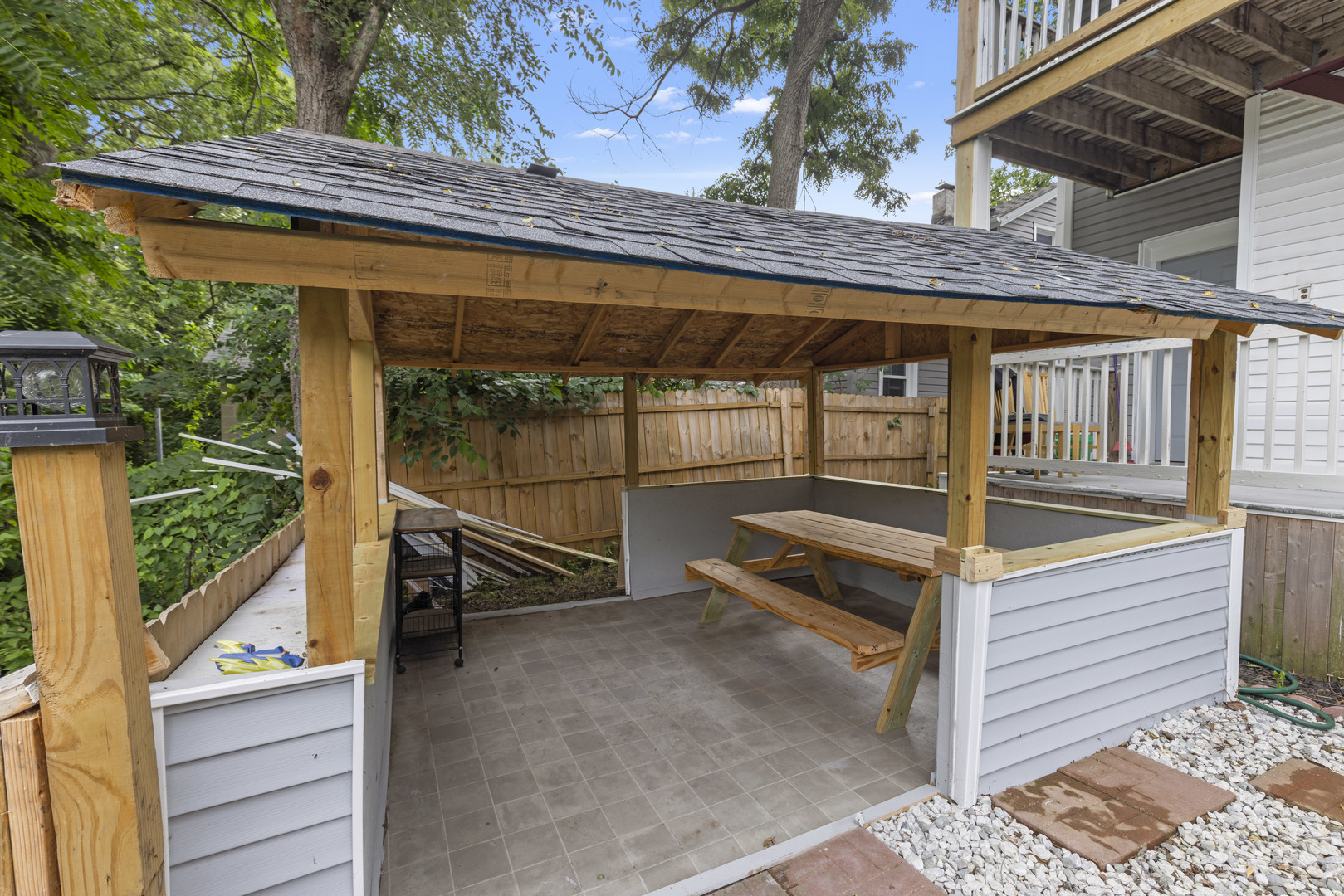 1202 Benton Street Property Photo 8