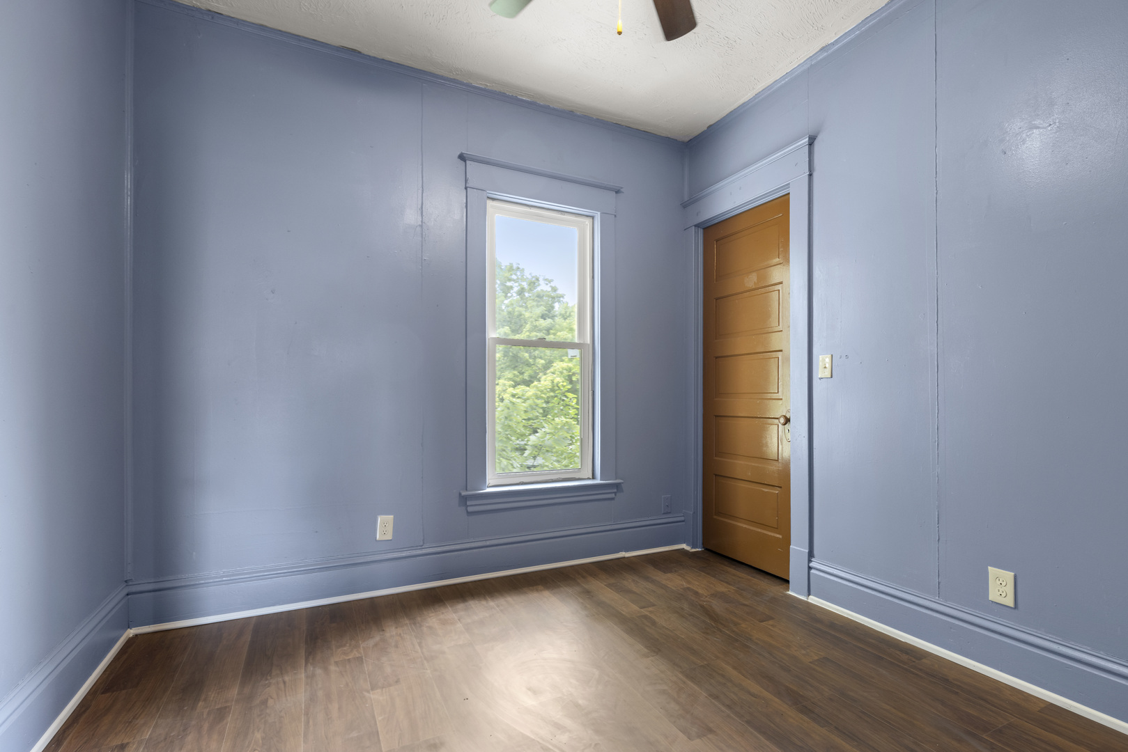 1202 Benton Street Property Photo 11