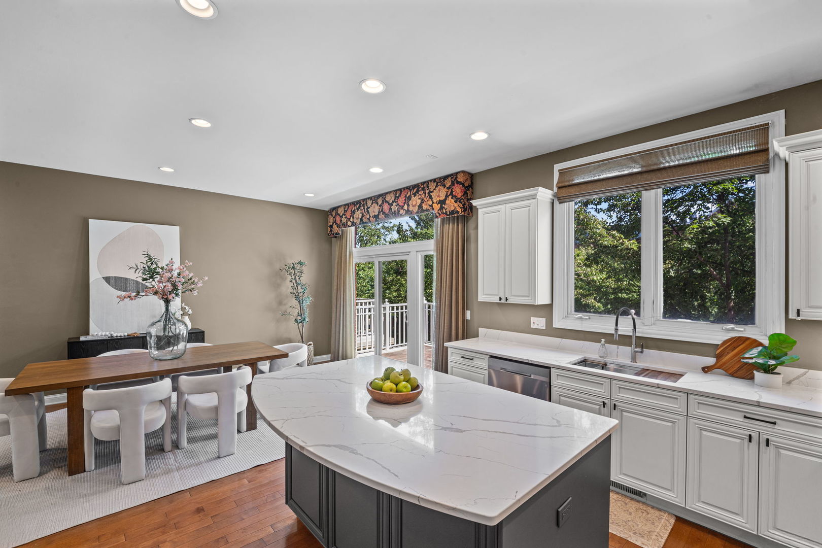 2064 Valor Court Property Photo 8